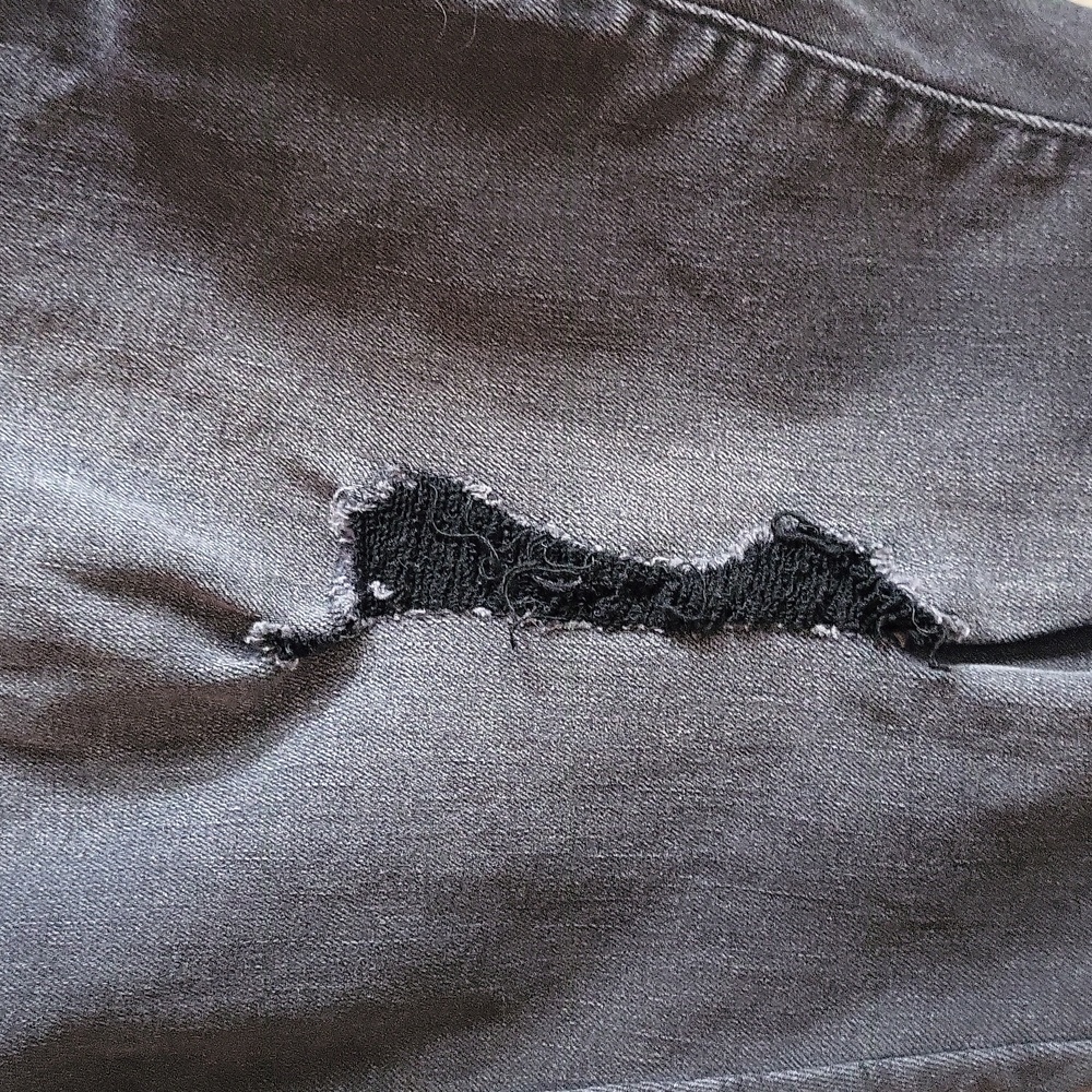 FN Distressed Jeans - Picture 2 of 6